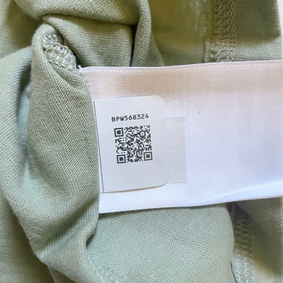 The North Face Men’s Heritage Patch Pocket Short Sleeve Tee - Picture 4 of 5